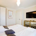 Apartman Mercedes With Private Sauna By Baltic