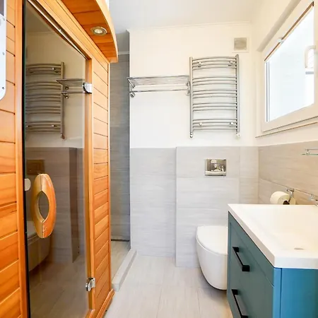 Mercedes With Private Sauna By Baltic شقة