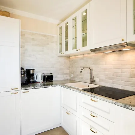 Mercedes With Private Sauna By Baltic Swinoujscie